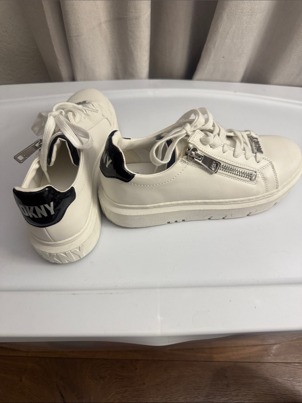 DKNY White Leather Platform Sneakers with Black Heel Patch